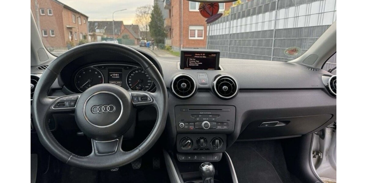 Audi A1 192.000 km 5.500 &euro; Düsseldorf 40213