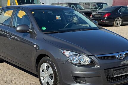Hyundai i30 29.800 km 6.950 € Bornheim 53332