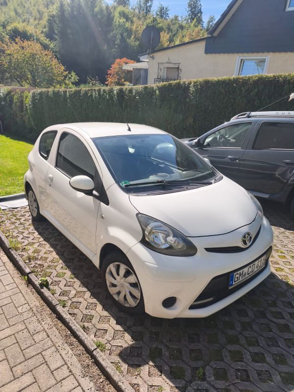 Aygo (X)