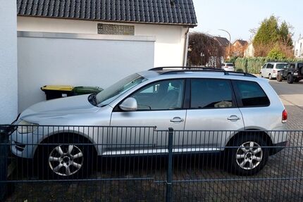 VW Touareg 253.867 km 5.600 &euro; Troisdorf 53842