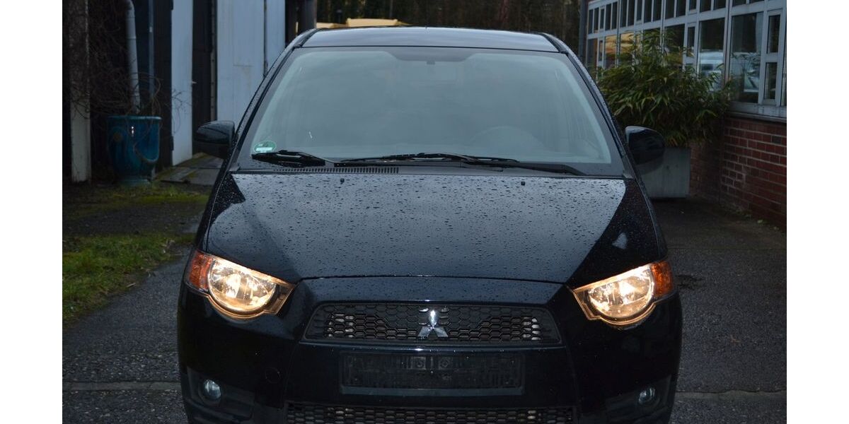 Mitsubishi Colt 73.000 km 3.970 &euro; köln 50969