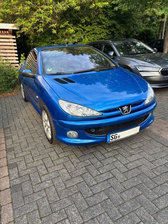 Peugeot 206 146.000 km 2.500 € Solingen 42657