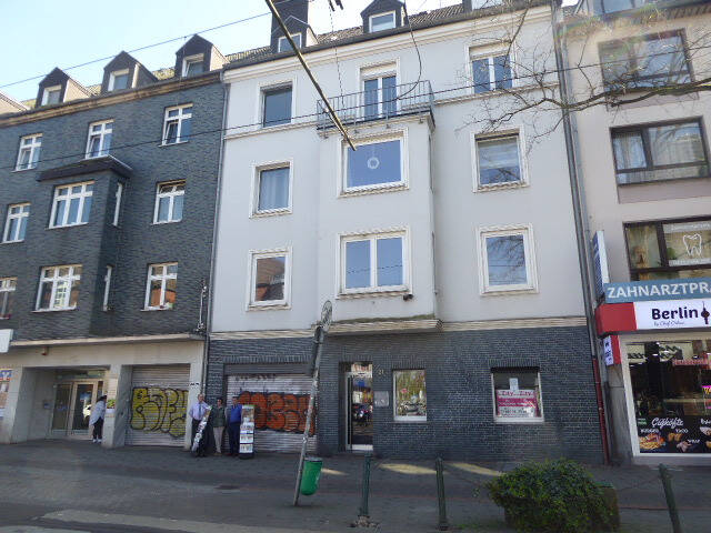 BEZUGSFREI IN 1A-LAGE RATHWESTFALENSTR. 8 RÄUME+2 BÄDER+WC KOMPLETT LAMINAT 3 EINGÄNGE ERDGESCHOSS 8 zimmer