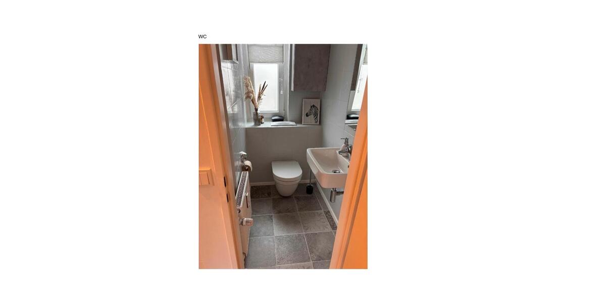 Etagenwohnung Hilden Kalstert - 4.5 Zimmer, 121 m&sup2;, 1.900&euro; | Angebot:26413527