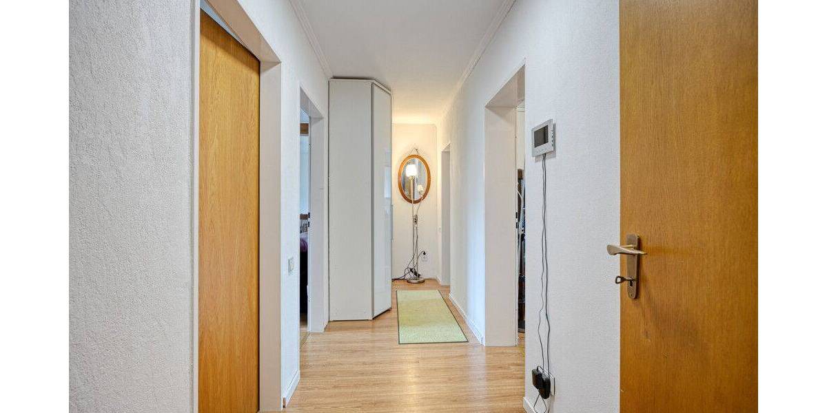 Großes Haus mit Pool in grüner Lage sucht neue Eigentümer - Einfamilienhaus Wermelskirchen / Dhünn Dhünn | Angebot:26949322