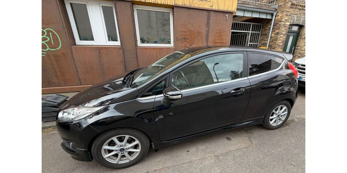 Ford Fiesta 77.132 km 8.300 &euro; Köln 50827