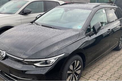 VW Golf 14.639 km 29.650 € Langenfeld 40764