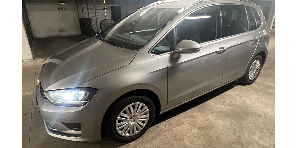VW Golf Sportsvan 140.860 km 12.900 &euro; Erkrath 40699