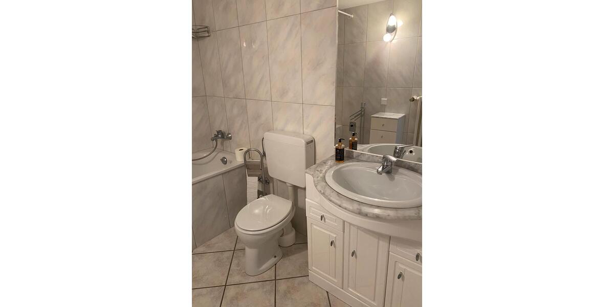 Etagenwohnung Köln Kalk - 2 Zimmer, 58 m&sup2;, 930&euro; | Angebot:27593220