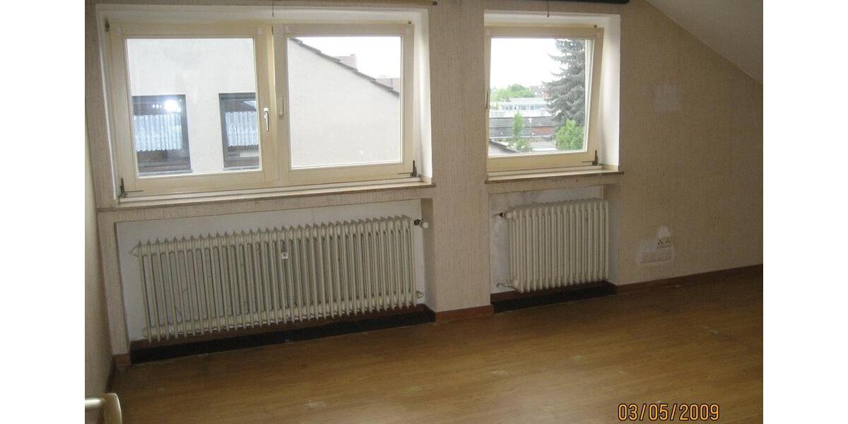 Attraktive Dachgeschosswohnung, 60 m² 2. Etage Neuss Pomona 2.5 zimmer