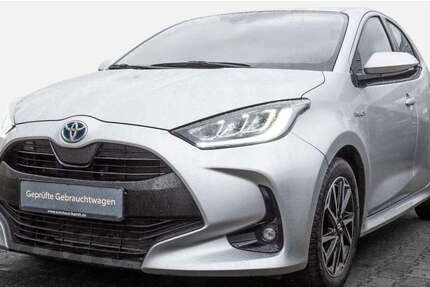 Toyota Yaris 56.609 km 16.985 € Köln 51063