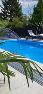 WOHNEN & VERMIETEN MIT GARTEN UND POOL - Mehrfamilienhaus, Wohnhaus Köln Porz | Angebot:27289792