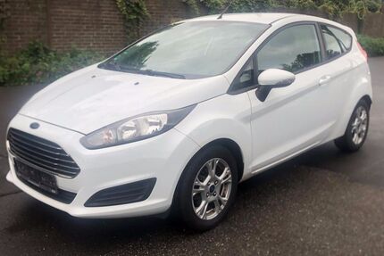 Ford Fiesta 216.000 km 2.300 &euro; Köln 50739