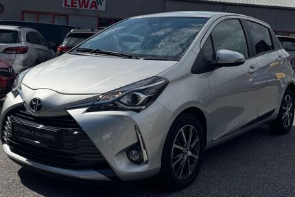 Toyota Yaris 18.500 km 15.490 &euro; Solingen 42653