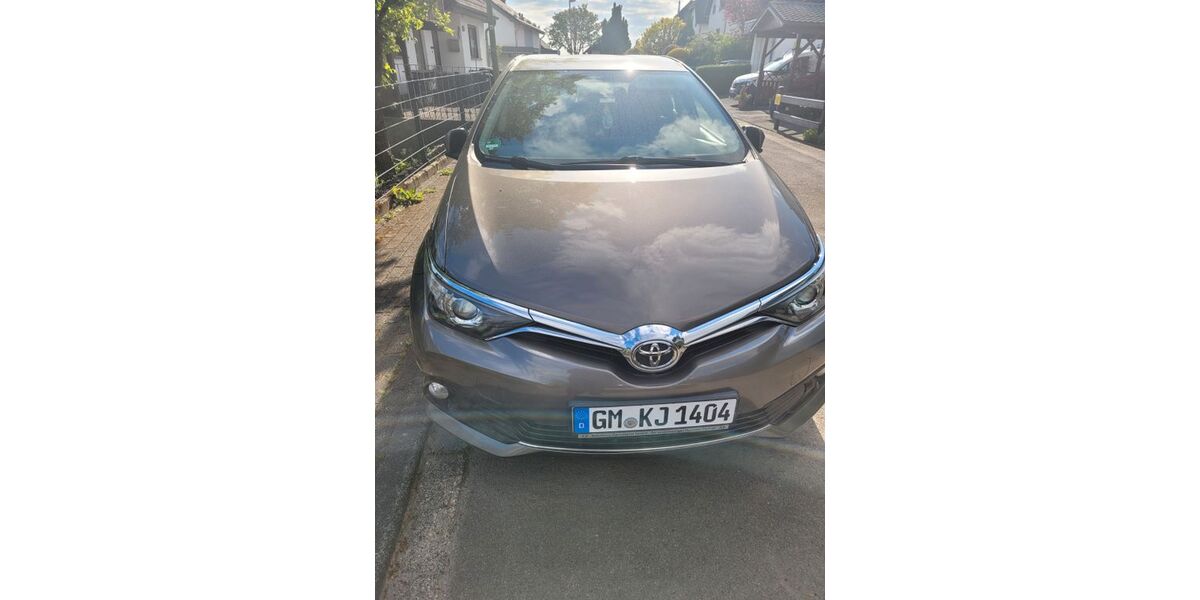 Toyota Auris 74.892 km 11.500 € Lindlar 51789
