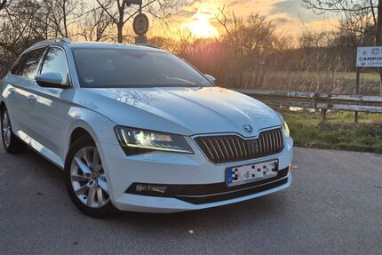 Skoda Superb 175.000 km 15.900 &euro; Lohmar 53797