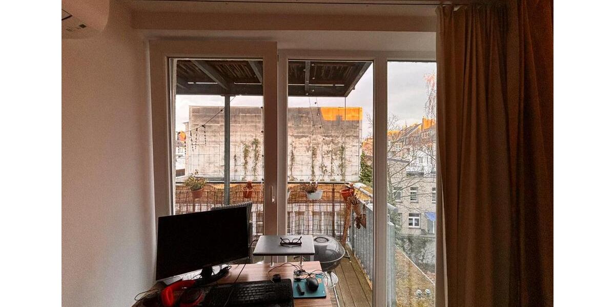 Etagenwohnung Düsseldorf Pempelfort - 1 Zimmer, 45 m&sup2;, 1.300&euro; | Angebot:25416111