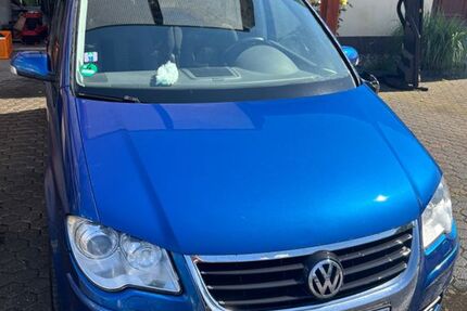 VW Touran 206.050 km 3.400 &euro; Niederkassel 53859
