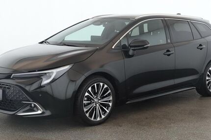 Toyota Corolla 55.300 km 26.284 &euro; Düsseldorf 40233