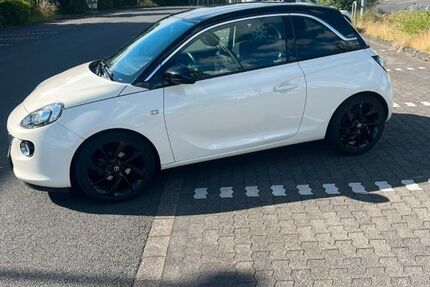 Opel Adam 94.000 km 9.500 &euro; Köln 50937