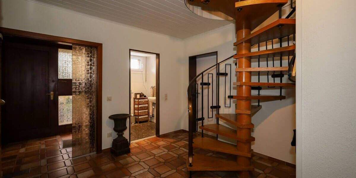 Reihenendhaus Monheim am Rhein Monheim - 7 Zimmer, 171 m&sup2;, 525.000&euro; | Angebot:24503923