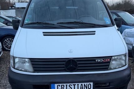 Mercedes-Benz Vito 272.000 km 2.700 &euro; Köln 51107