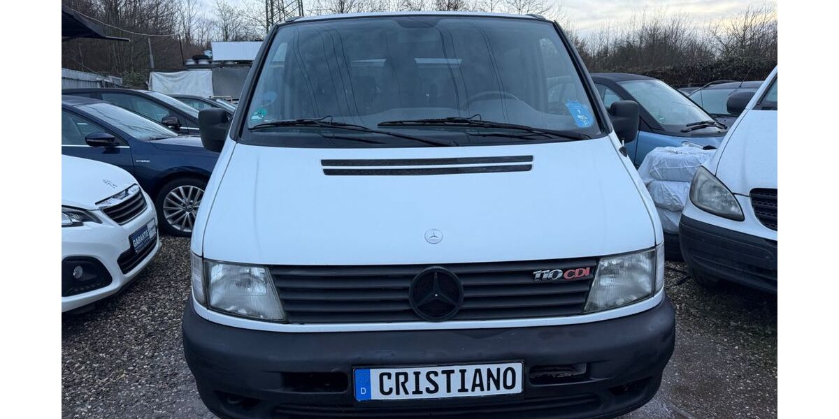 Mercedes-Benz Vito 272.000 km 2.700 &euro; Köln 51107