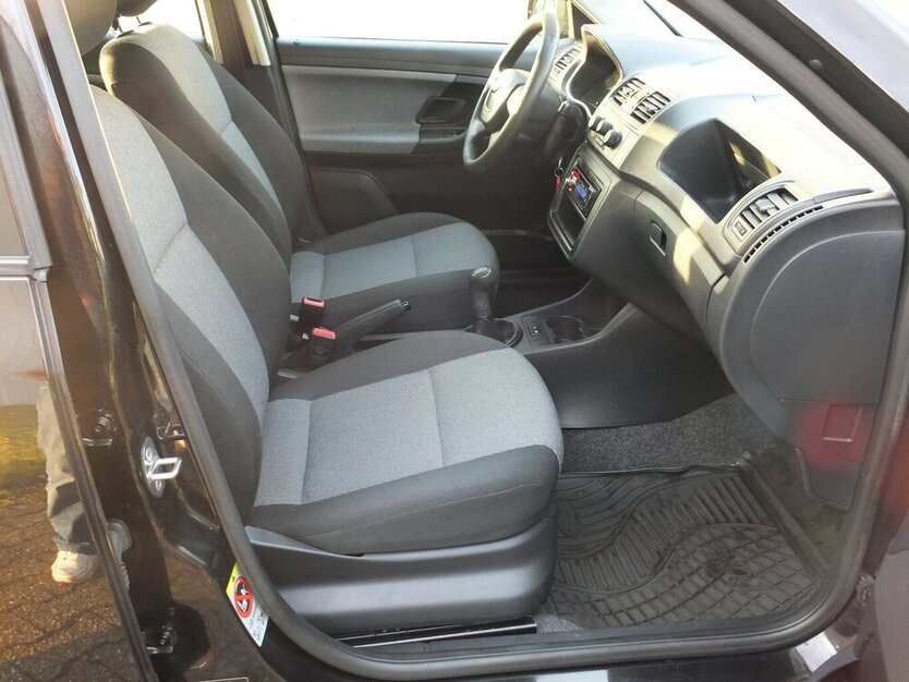 Skoda Fabia CLASSIC KLIMAANLAGE FINANZIERUNG möglich 146.211 km 3.498 € Köln 50858