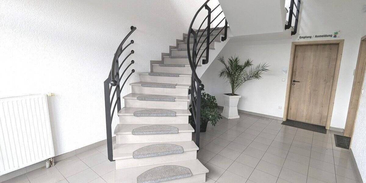 Bürofläche mit Pkw-Stellplätzen in Grevenbroich zu vermieten zimmer