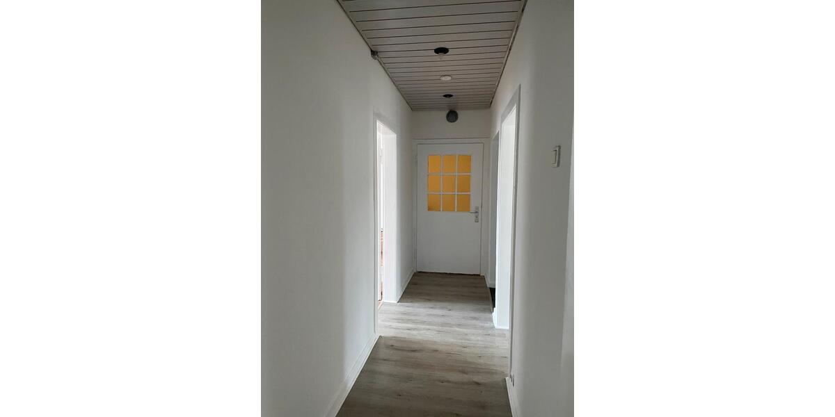 Etagenwohnung Remscheid Reinshagen - 3 Zimmer, 84 m&sup2;, 580&euro; | Angebot:25043644