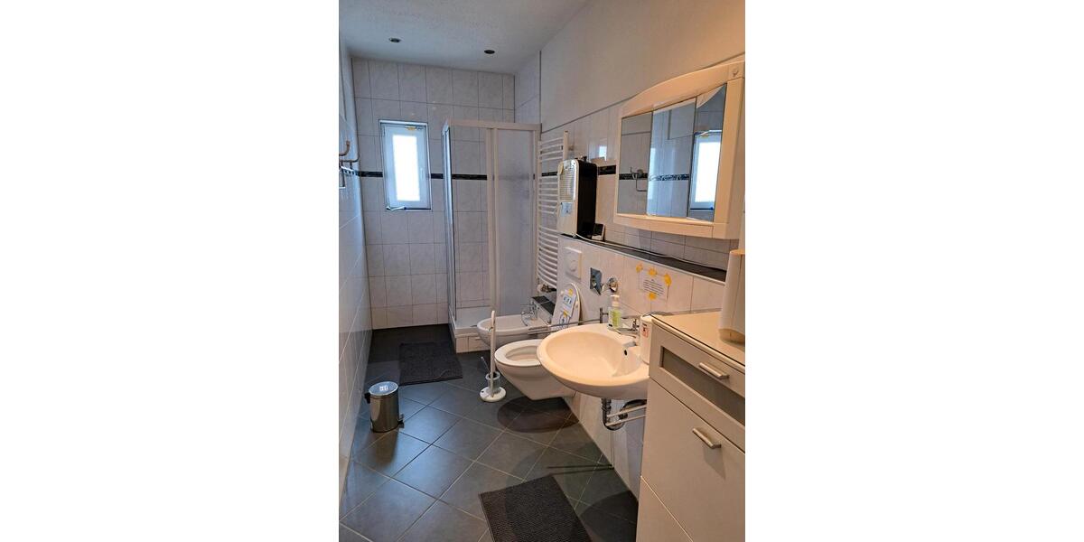 Etagenwohnung Leverkusen - 1 Zimmer, 20 m&sup2;, 550&euro; | Angebot:25394230