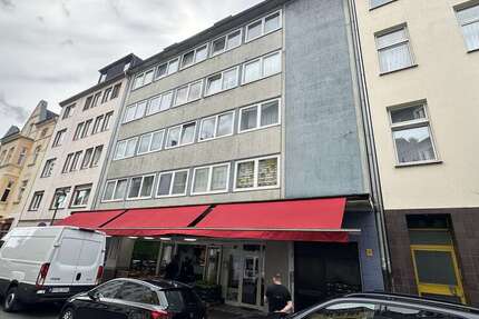 Haus zum Kaufen in Düsseldorf 2.500.000 € 1122 m² 16 zimmer