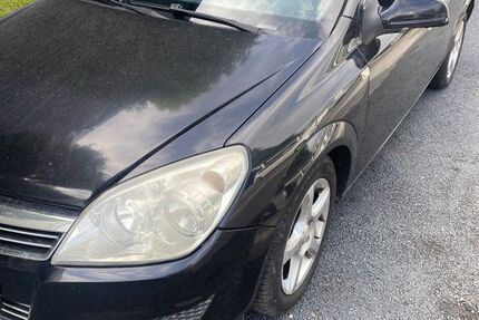 Opel Astra 277.000 km 790 &euro; Hilden 40721