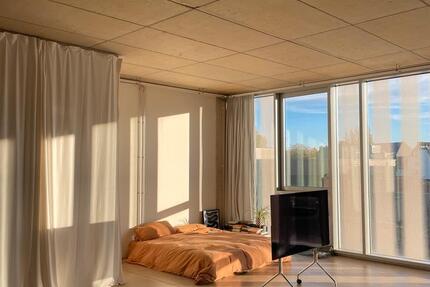 ab sofort: 120 qm Loft Wohnatelier zur Untermiete 1 zimmer