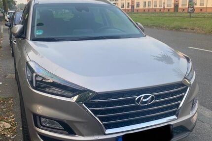 Hyundai TUCSON 69.000 km 20.900 &euro; Köln 51063