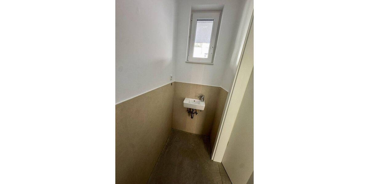 Reihenmittelhaus Düsseldorf Flingern Süd - 6 Zimmer, 150 m&sup2;, 2.950&euro; | Angebot:26877574