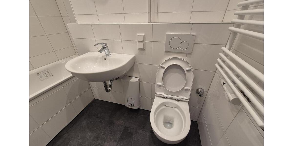 Etagenwohnung Düsseldorf Oberbilk - 1 Zimmer, 30 m&sup2;, 650&euro; | Angebot:25613550