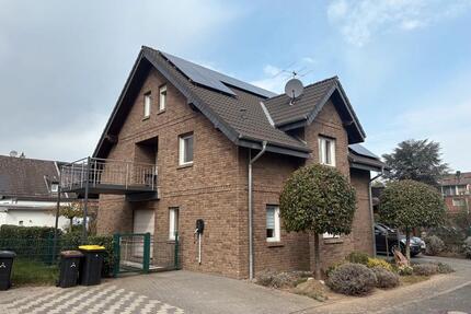 Wohnung Niederkassel - 3 Zimmer, 93 m&sup2;, 1.200&euro; | Angebot:25444600