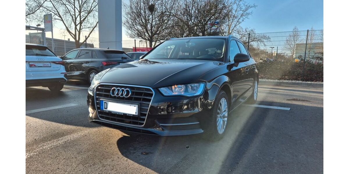 Audi A3 107.500 km 12.495 &euro; Düsseldorf 40627