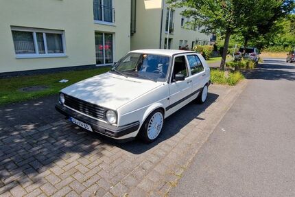 VW Golf 221.776 km 3.699 &euro; lohmar 53797