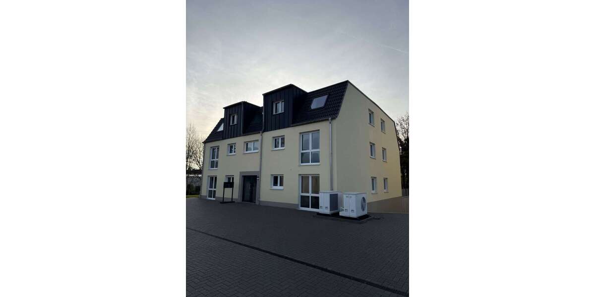 Wohnung zum Mieten in Erftstadt 1.270 € 94.07 m² 3 zimmer