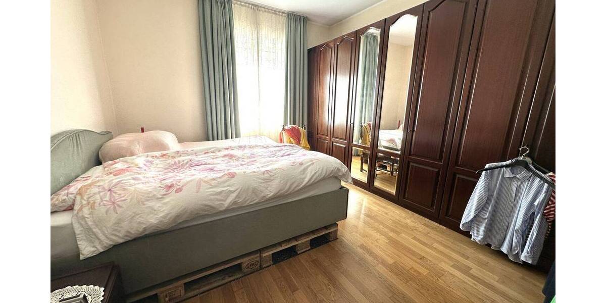 Etagenwohnung Düsseldorf Oberkassel - 4 Zimmer, 106 m&sup2;, 649.000&euro; | Angebot:26842324
