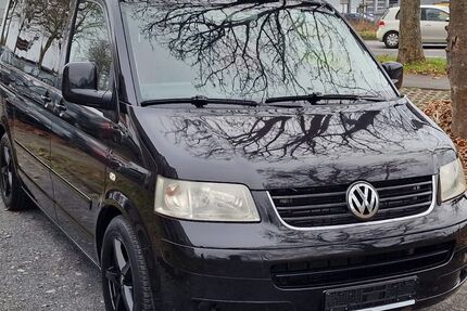 VW T5 Transporter 289.000 km 8.999 &euro; Köln 51107