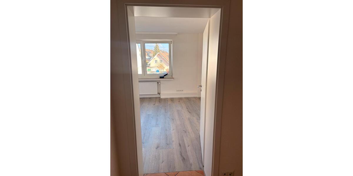 Etagenwohnung Leverkusen Schlebusch - 2 Zimmer, 65 m&sup2;, 950&euro; | Angebot:26320456