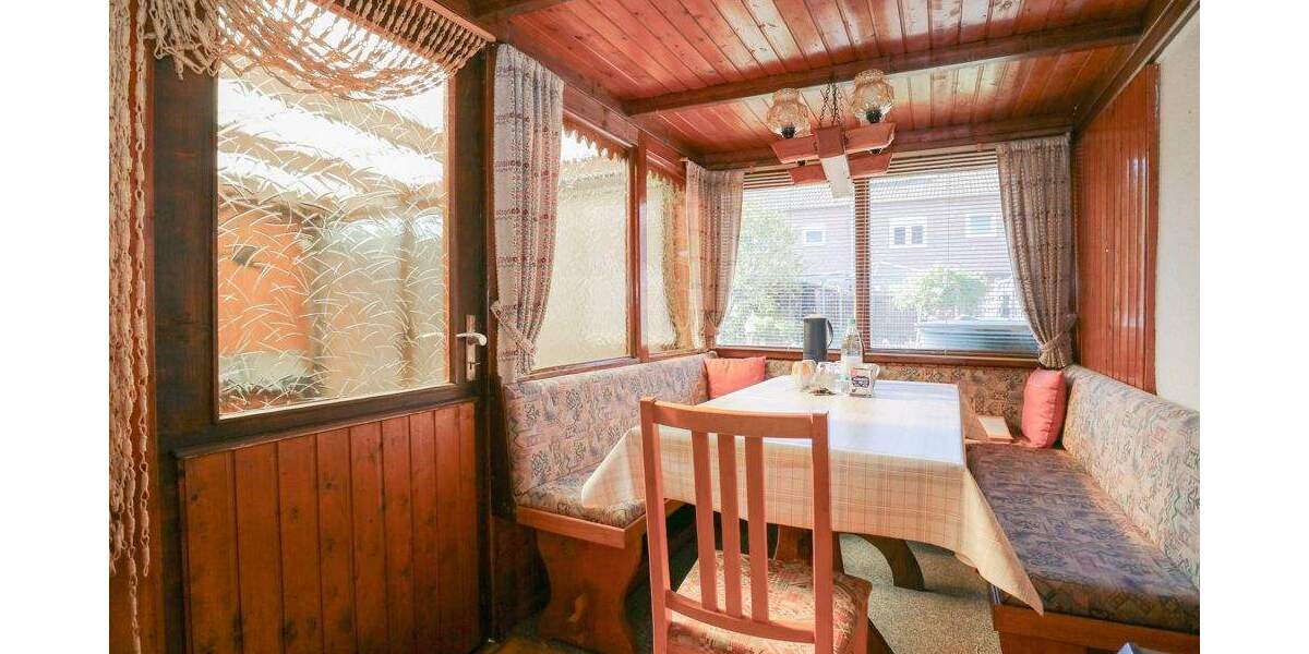 Reihenmittelhaus Neuss / Weckhoven Weckhoven - 4 Zimmer, 93 m&sup2;, 290.000&euro; | Angebot:25777108