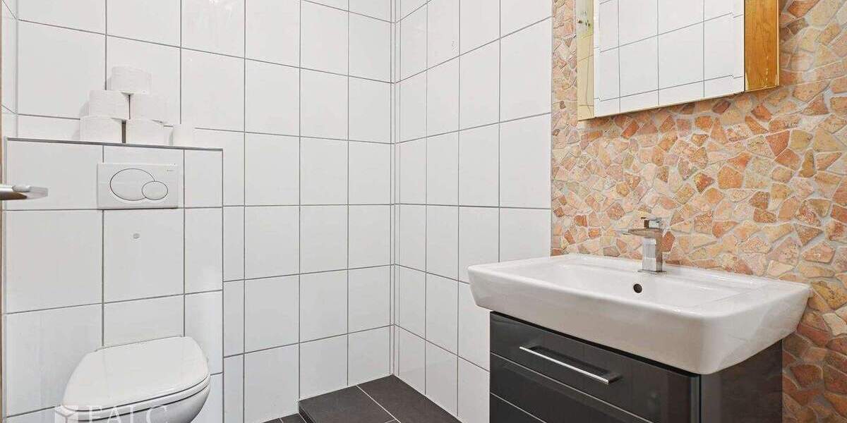 Etagenwohnung Köln Merheim - 5 Zimmer, 146 m&sup2;, 535.000&euro; | Angebot:24424409