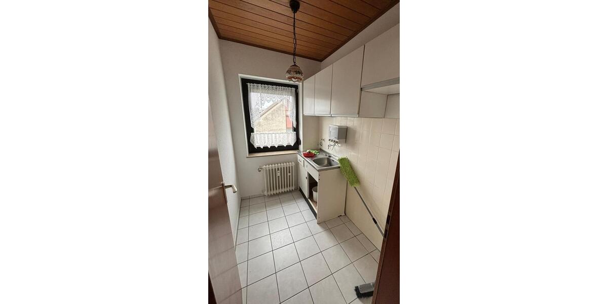 Dachgeschoßwohnung Leverkusen Bürrig - 1 Zimmer, 46 m&sup2;, 500&euro; | Angebot:25511497