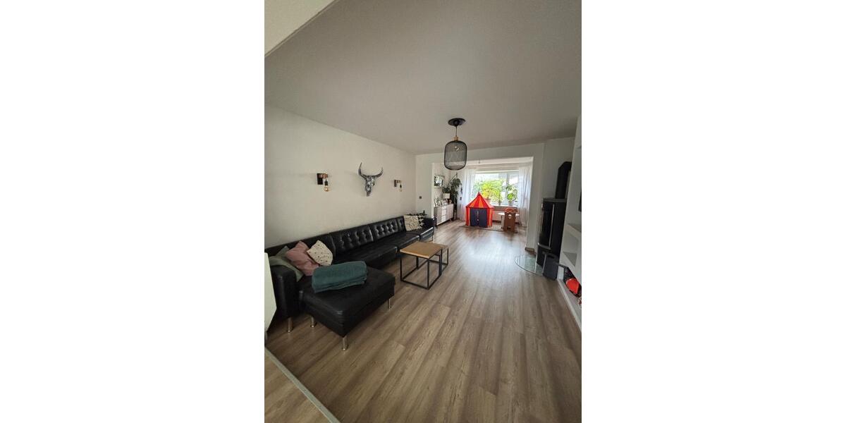 Reihenhaus Hückeswagen - 4 Zimmer, 108 m&sup2;, 349.000&euro; | Angebot:25766012