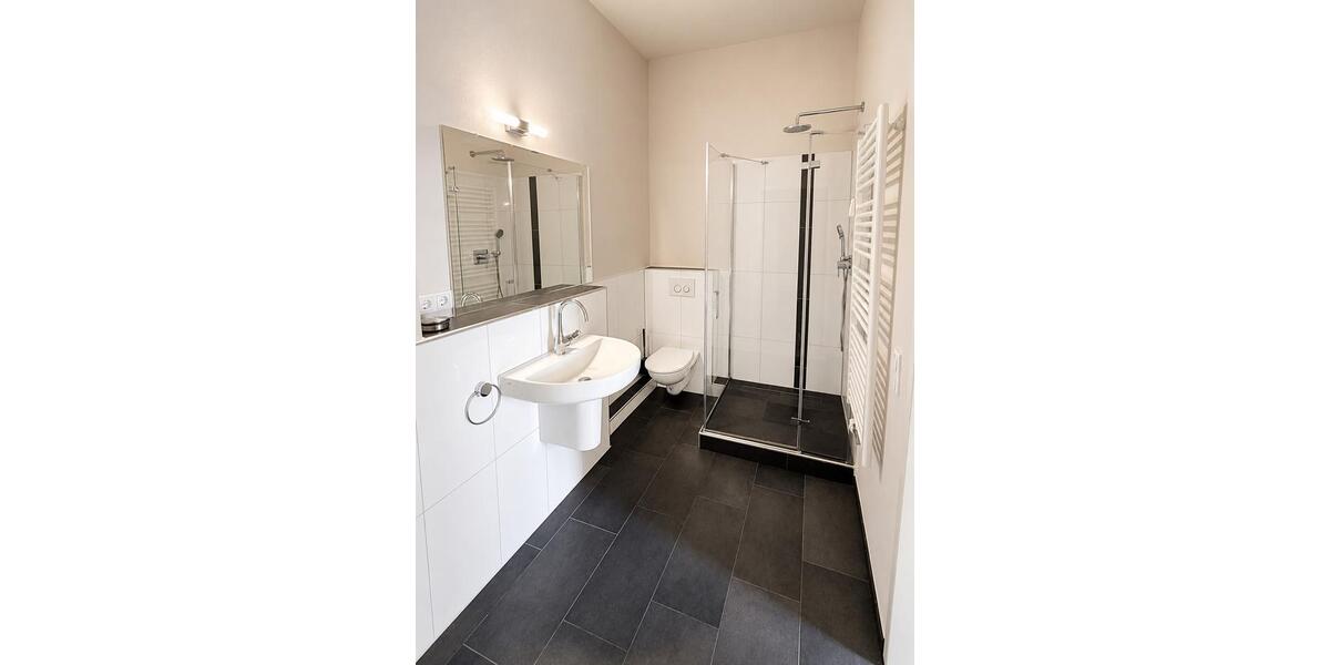 Dachgeschoßwohnung Mettmann - 2 Zimmer, 71 m&sup2;, 235.000&euro; | Angebot:27151523
