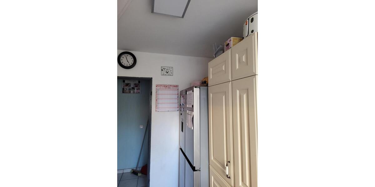 Schöne Etagenwohnung 94 qm mit Garagenstellplatz 4 zimmer